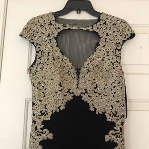 Black and Gold Cap Sleeve Mermaid Cut Prom Gown